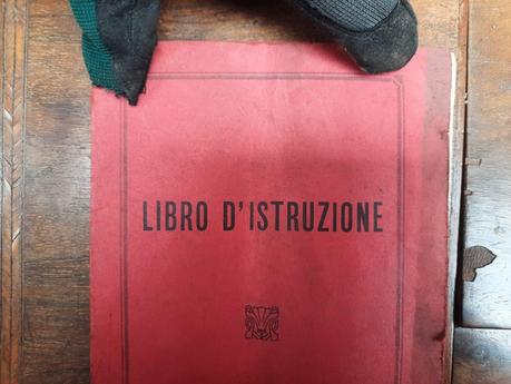 Cover of the 1935 manual of our Vesta Dietrich sewing machine