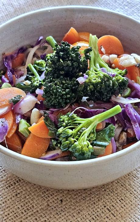 Quick Noodle Veggie Bowl