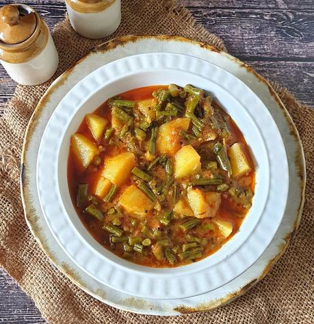 beans-aloo-curry-barbatti-aloo