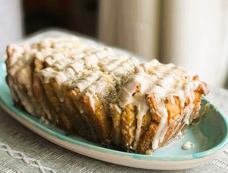 Lemon & Poppyseed Pull Apart Bread