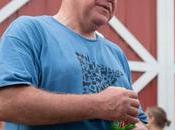 Viral Harris-Walz Camo Topple Trump’s Iconic MAGA Hat?