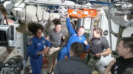 Boeing’s Starliner astronauts could stay in space for another 6 months. Here’s what they’ll do