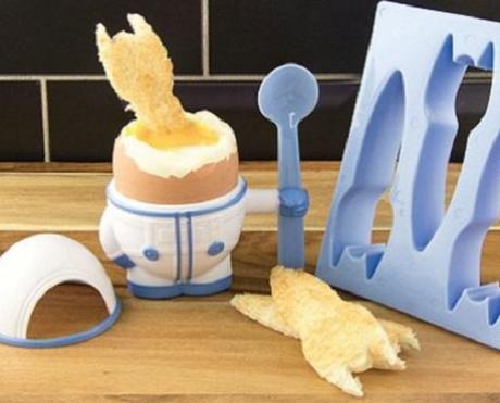 Astronaut Egg Cup and Toast Cutter Set