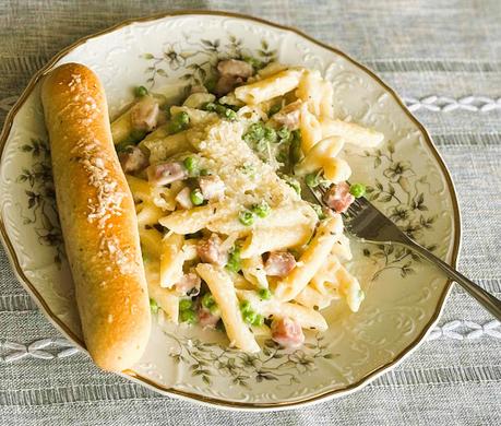 One Pot Ham & Penne Skillet Recipe