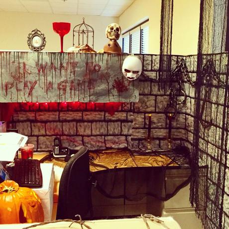 Spooky Jigsaw inspired Halloween cubicle