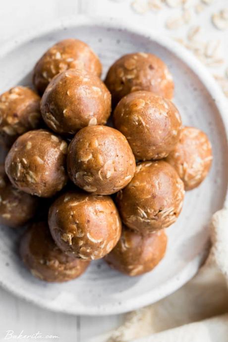 Easy Chocolate Oatmeal Bites