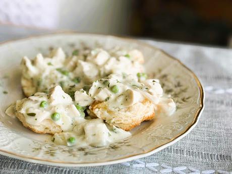 Creamed Chicken & Biscuits