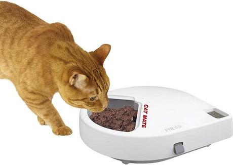 Cat Mate C500 White 5-Compartment Automatic Cat Feeder