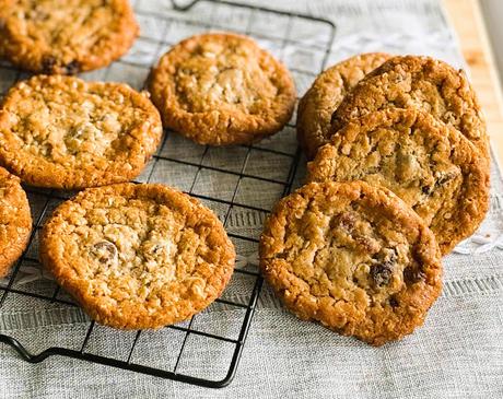 Oatmeal Chocolate Chip Raisin Cookies