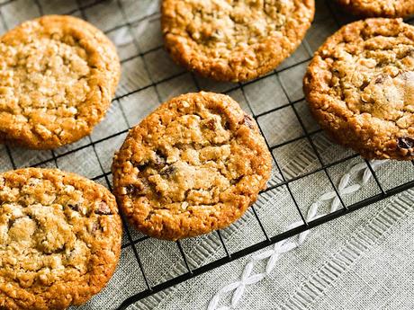 Oatmeal Chocolate Chip Raisin Cookies