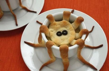 Octopus-shaped pie