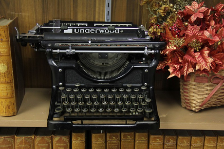 Typewriter, Writing, The Mind and Body Connection, Lisa Orchard