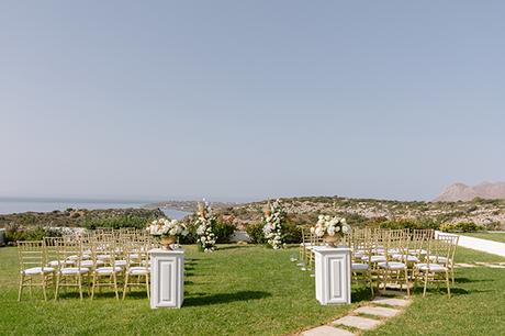 Beautiful decorative ideas with white florals for an outdoor wedding beautiful-decorative-ideas-white-florals-outdoor-wedding_04