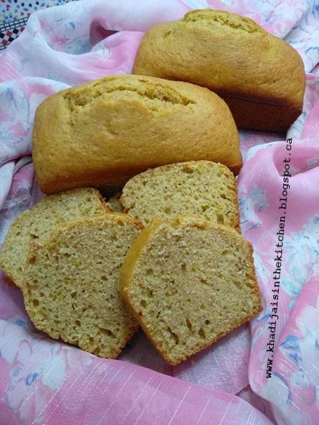 PETITS GÂTEAUX À LA FARINE DE MAÏS / CORN FLOUR BREAD / MINI BIZCOCHOS DE HARINA DE MAÍZ / كيك دقيق الذرة