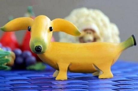 Banana that look like dog