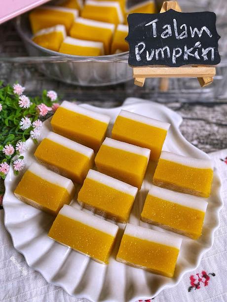 Kuih Talam Pumpkin 蒸南瓜糕