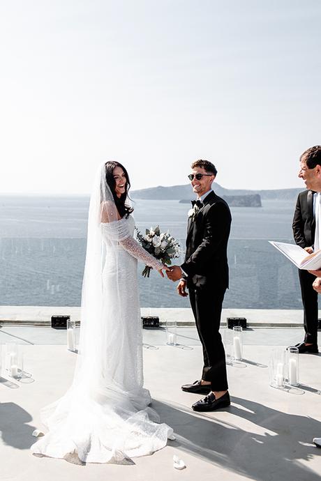 Elegant wedding in Santorini with pretty details  | Hannah & Nick