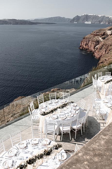 Elegant wedding in Santorini with pretty details  | Hannah & Nick