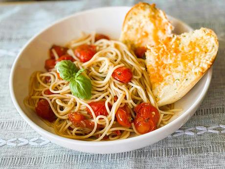 Roasted Balsamic Cherry Tomato Pasta