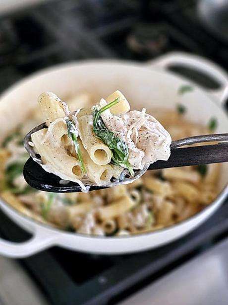 Simple Basil Chicken Pasta