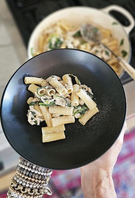 Simple Basil Chicken Pasta