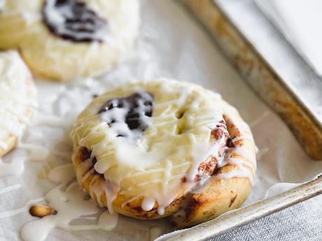 Quick & Easy Cinnamon Roll Danish