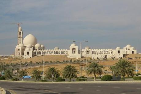 Grand Jamia Mosque, Bahria Town, Karachi - Area (m2): 200,000