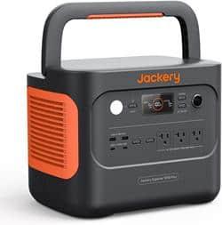 Jackery Explorer 1000 Portable Power Station with SolarSaga 100W Solar Panels