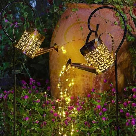 Image: Solar Watering Can with Garden Light