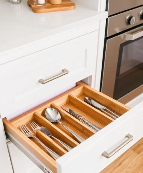 Image: Bamboo Expandable Cutlery Drawer Organizer