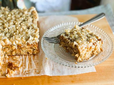 Maple Oatmeal Princess Cake