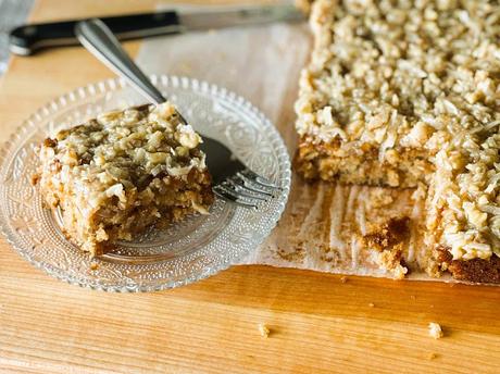 Maple Oatmeal Princess Cake