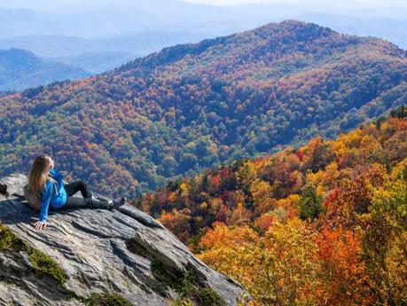 Fall Hiking: 7 Essential Tips to Stay Warm and Safe On Your Fall Hike