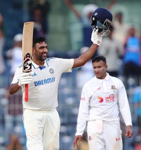 Ashwin sparkles again at Chepauk !!