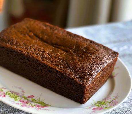 Classic Gingerbread Loaf Cake