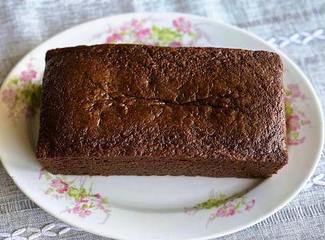 Classic Gingerbread Loaf Cake