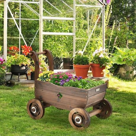 Image: Decorative Wagon Cart