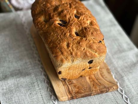 Cinnamon Raisin Batter Bread