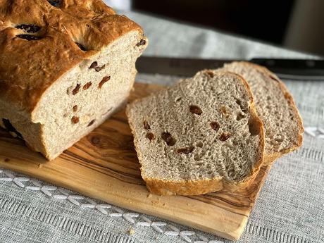 Cinnamon Raisin Batter Bread