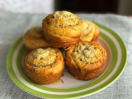 Garlic Roll Cupcakes