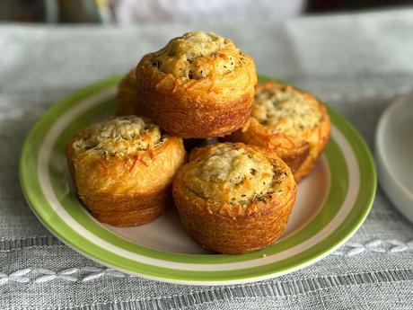 Garlic Roll Cupcakes