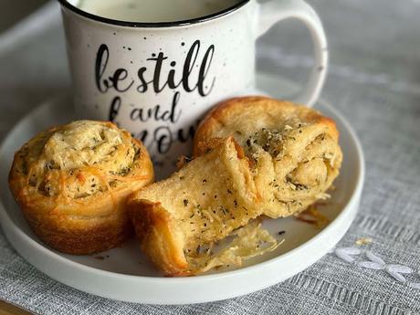 Garlic Roll Cupcakes