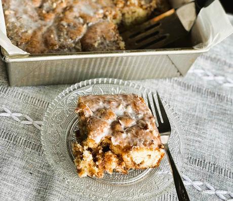 Honey Bun Cake