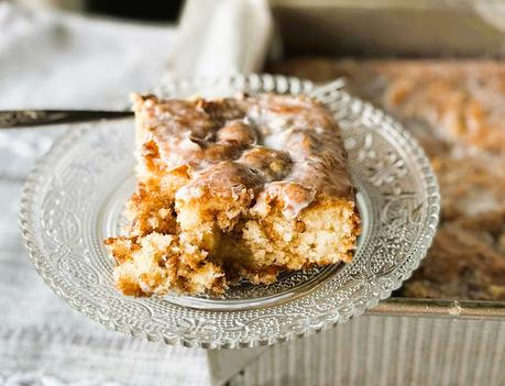 Honey Bun Cake