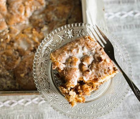 Honey Bun Cake