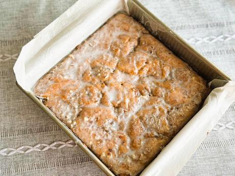 Honey Bun Cake