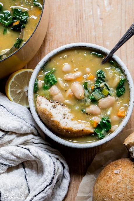 One-Pot White Bean Mushroom Stew