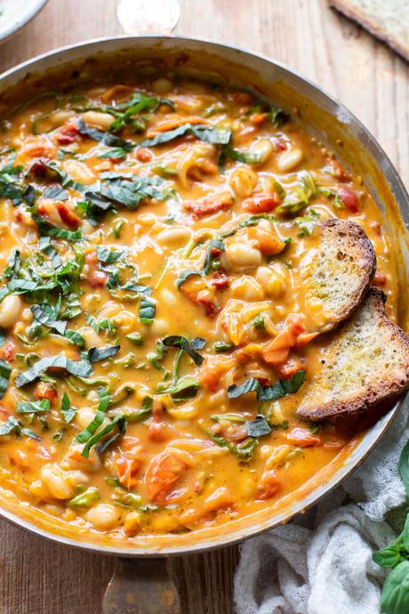 One-Pot White Bean Mushroom Stew