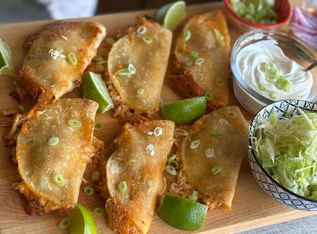 Crispy Shredded Chicken Tacos