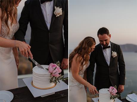 Dreamy elopement in Santorini with roses and peonies  | Angela & Thomas